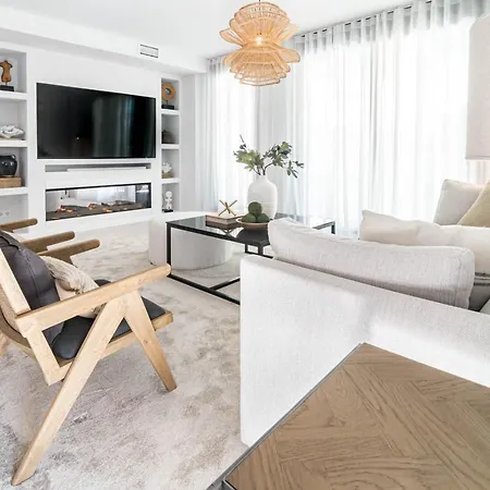 Apartment Lmea20a - Luxury - Pool View & Walk To *